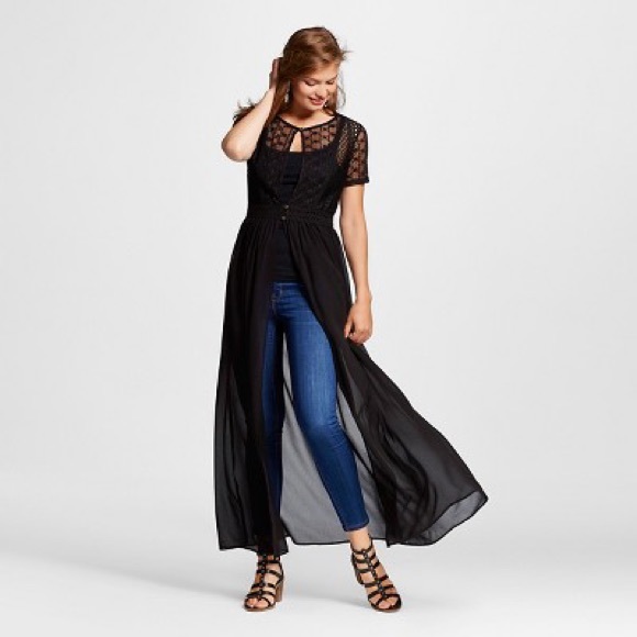 lace overlay backless pleated maxi dress